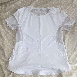 Lululemon mesh workout top